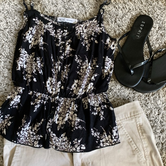 Boho Black & White Floral Peplum Tank Top - Picture 1 of 1